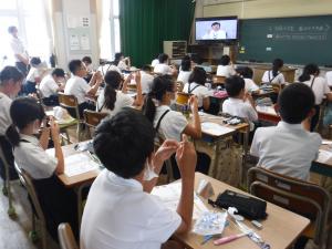 全国小学生歯磨き大会の様子（1）