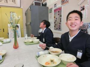 給食３