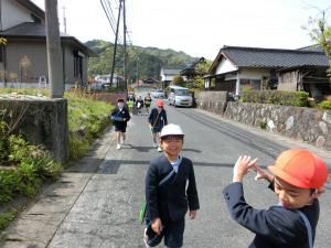 え２