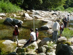 宇佐川にながれる深谷川で渓流釣り体験1