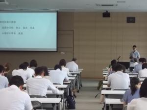 高学年の授業説明の様子