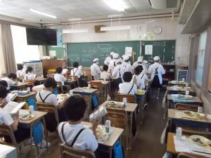 2学期の給食がはじまりました。