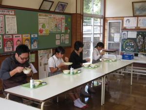 給食の様子