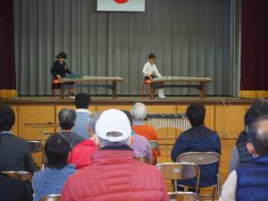 学習発表会（琴の演奏の様子）