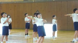 １