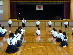 １