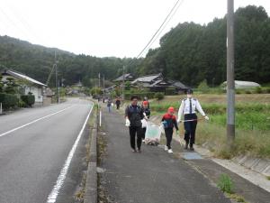 地域清掃の様子