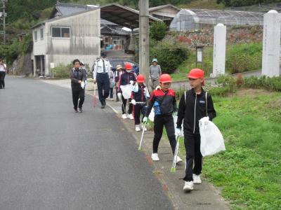 地域清掃の様子