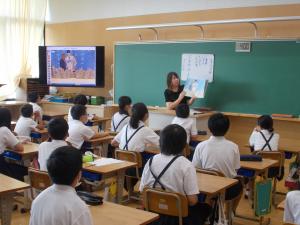 本の読み聞かせ