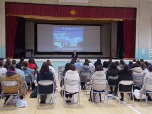 入学説明会の様子
