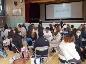 入学説明会の様子