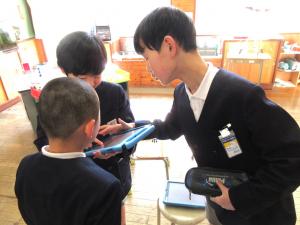 相談する4，5年生
