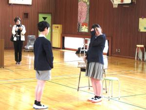 ５年生に言葉を贈る６年生