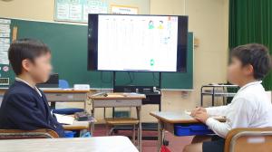 国語では、質問を出し合いながら会話を続ける学習をしました。