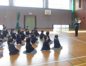 見える聞こえる感じる