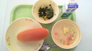 給食の写真