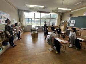 1年丸つけ先生