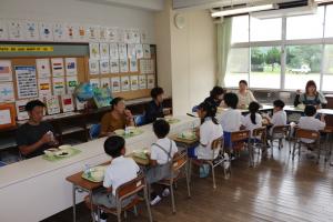 試食会