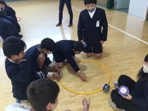 作ったロボットでの遊び