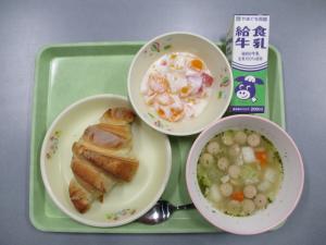 給食