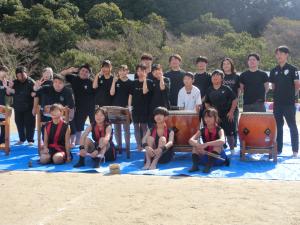 柱野太鼓OBと一緒に