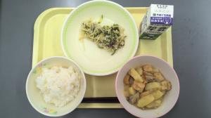 給食