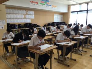 中間テストの様子