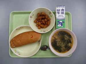 給食