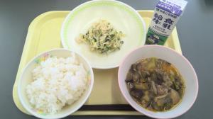 給食
