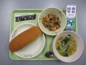 給食