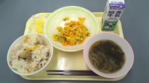 給食