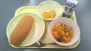 給食
