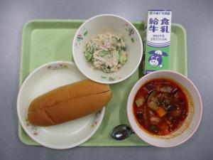 給食