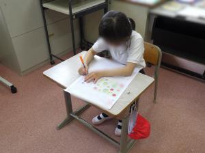 7月13日：１学期の学習もまとめの時期です。１年生もテストを頑張っています。