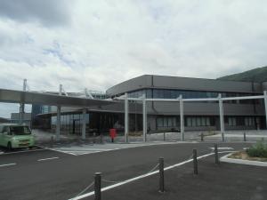 １