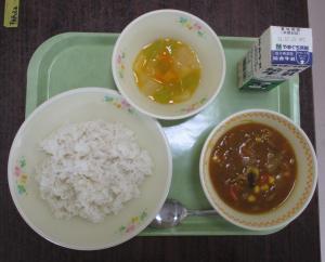 給食