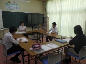 7月24日：高根郵便局長様に講師をしていただき、「会計処理及び公金等の適正な管理」をテーマとした綱紀保持研修を行いました。郵便局等での経験にもとづいたお話しは、大変重く、かつわかりやすく、有意義な研修になりました。学んだことをしっかりと生かしていきます。