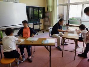 8月20日：サマースクール4日目が終了しました。子ども達の学習をやさしく丁寧にサポートしていただいた地域の皆様、お忙しい中ありがとうございました。