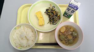 給食