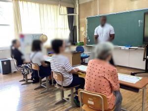 地域の方と一緒に英語学習1