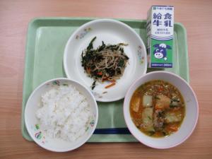 給食