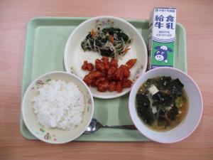 給食