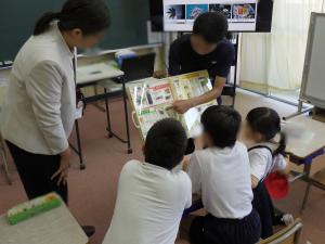 9月17日：薬物乱用ダメ。ゼッタイ。教室」を実施しました。すごろく等をしながら、わかりやすく、楽しく学ぶことができました。
