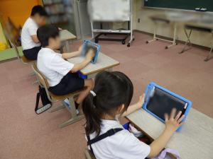 9月18日：やまぐち子ども安全マップシステムで学校付近の危険箇所や１１０番の家の場所を確認しました。