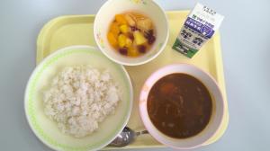 給食