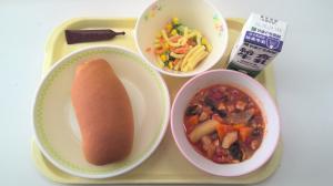 給食
