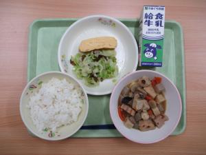 給食