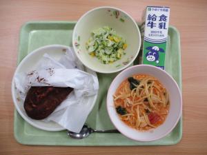 給食