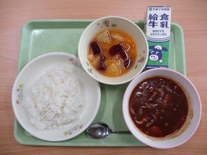給食