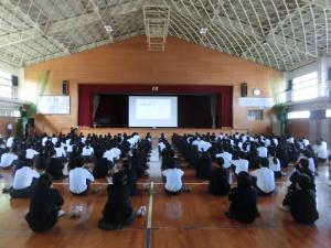 全校集会1